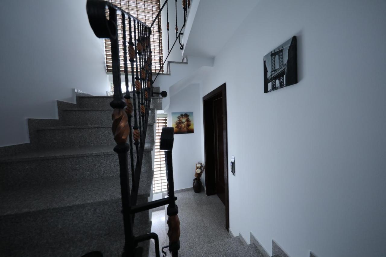 Hotel Fjorr Prizren Exteriör bild