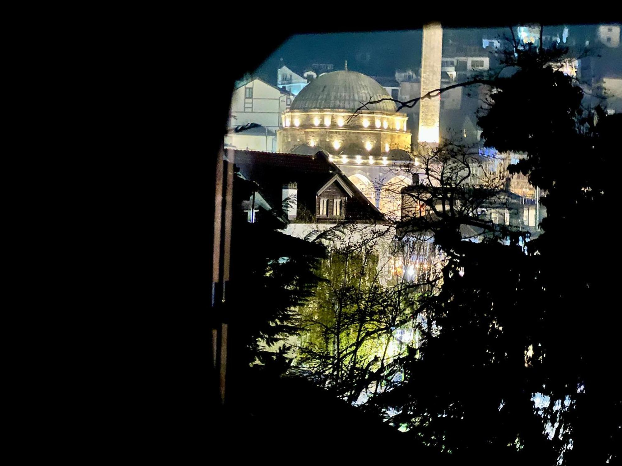 Hotel Fjorr Prizren Exteriör bild